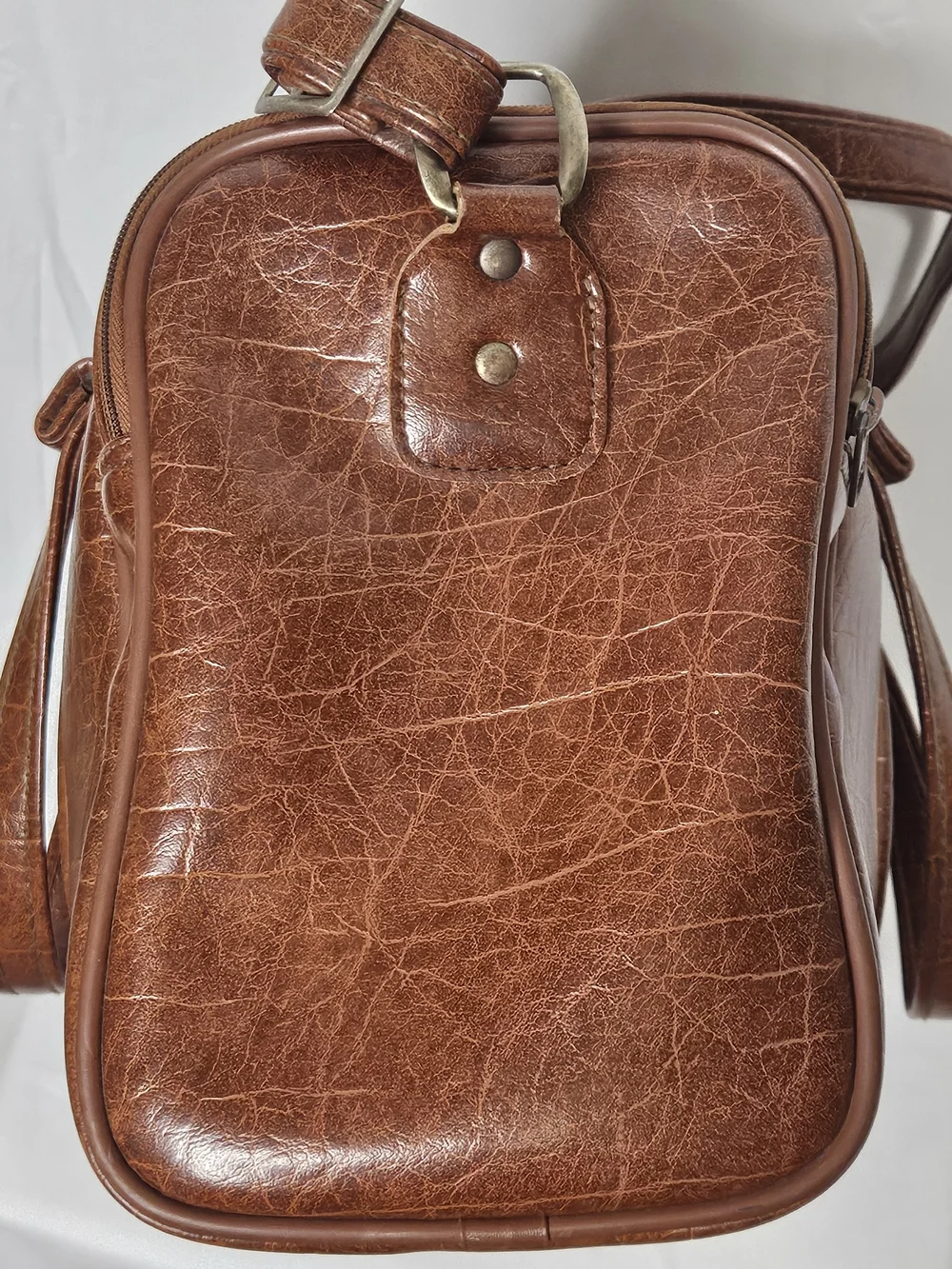 VTG 1970s F.W. Woolworth Faux Aligator Leather Suitcase Carry On Duffle 18